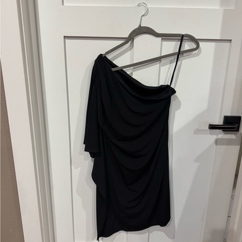 Calvin Klein Elegant Split sleeve, Black One-Shoulder dress